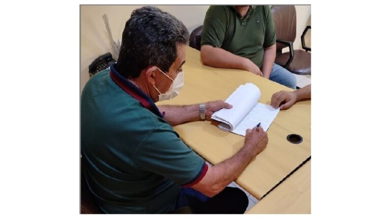 ITATUBA: Prefeito Josmar assina ordem de serviço para reforma de escolas na zona rural com recursos próprios
