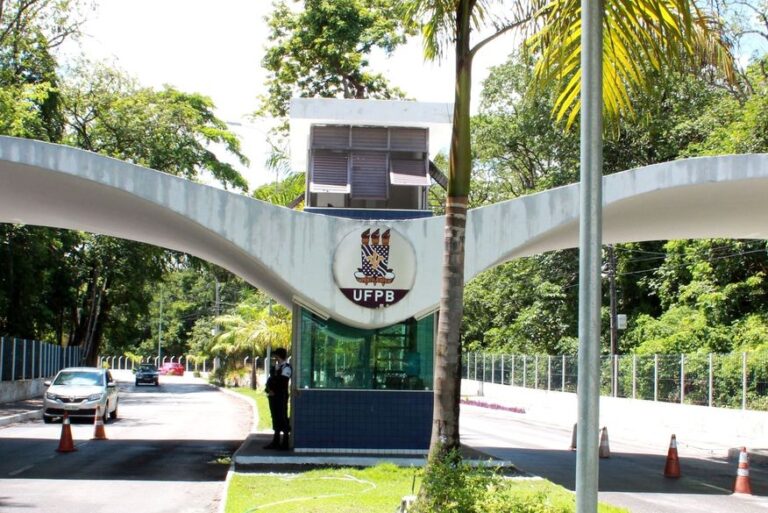 UFPB publica edital para concurso público com mais de 30 vagas