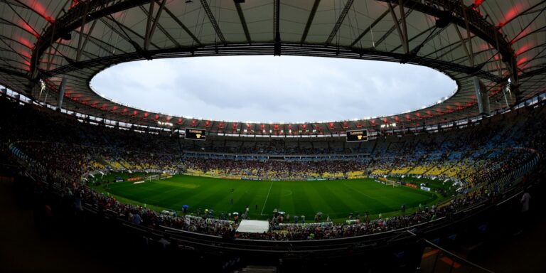 CBF libera retorno dos visitantes aos estádios e Fla-Flu terá as duas torcidas