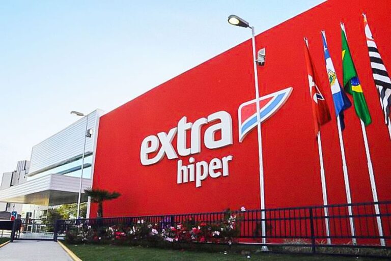 Extra faz liquidação às vésperas da marca ser extinta