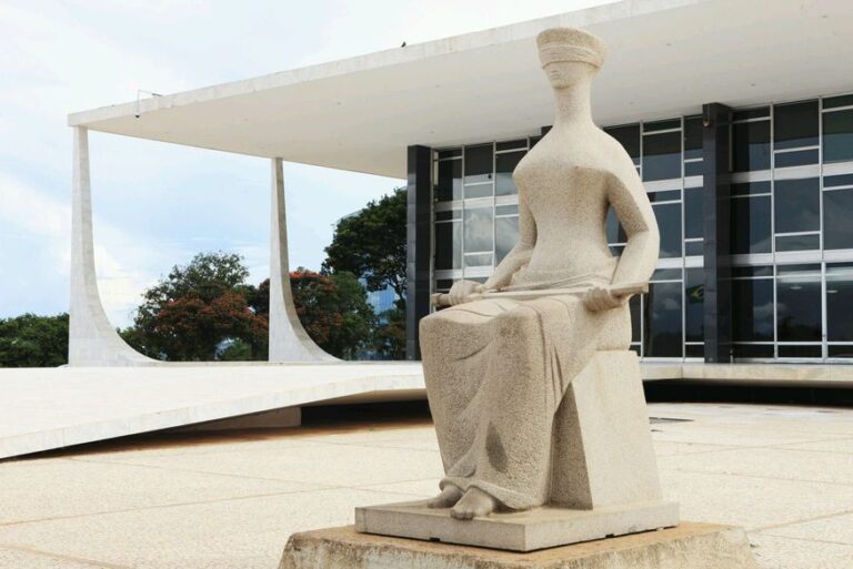 STF suspende pagamento de pensão a familiares de políticos e magistrados na Paraíba