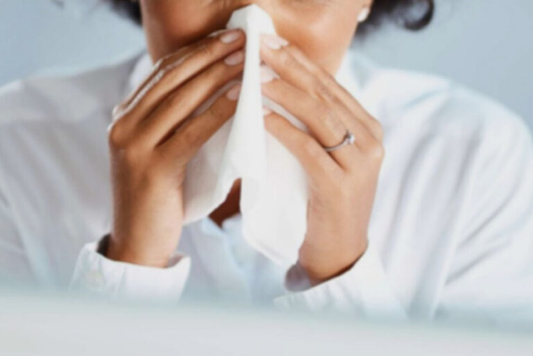 Médico destaca sintomas que diferenciam gripe H3N2 da Covid-19 e alerta que vacinados contra Influenza na Paraíba estão mais protegidos de quadros graves