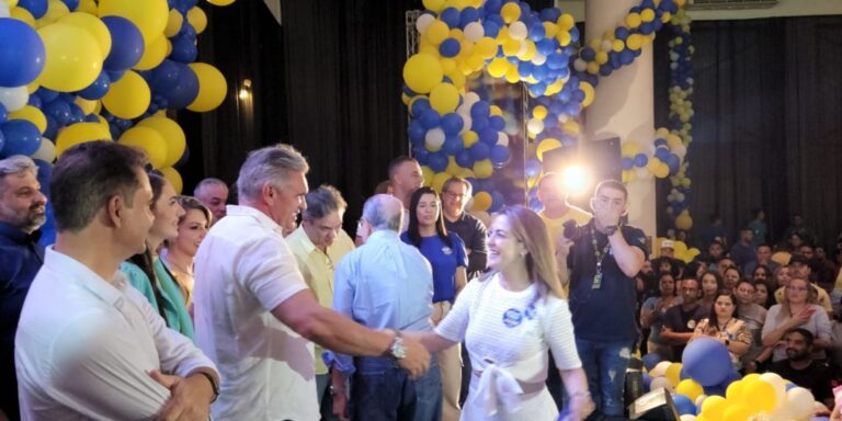 Evento que marca o pontapé oficial da campanha de Julian Lemos é prestigiado por presidenciável, Cássio, Pedro e diversas lideranças políticas; VEJA FOTOS