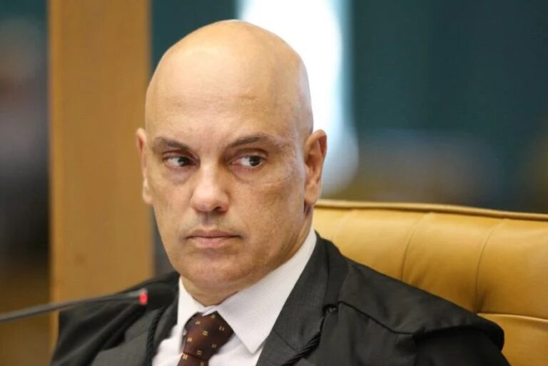 Moraes libera acesso público a vídeos e áudios de delação de Mauro Cid