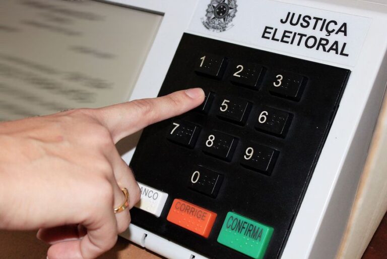 Eleições 2024: Mesários serão convocados pelo TRE-PB por WhatsApp