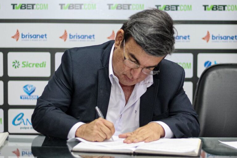 Roberto Burity assume presidência do Botafogo-PB