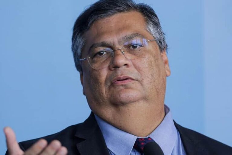 STF mantém suspensa lei municipal que liberava contratação de temporários na PB