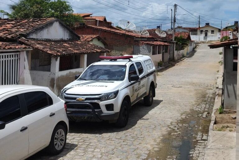 Adolescente suspeita de espalhar fake news de ataque em escola de Mogeiro diz que estava com “preguiça de estudar”