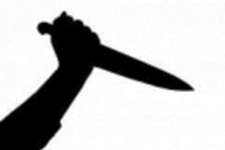 Filho esfaqueia o próprio pai na cabeça durante confusão em João Pessoa Filho esfaqueia o próprio pai na cabeça durante confusão em João Pessoa