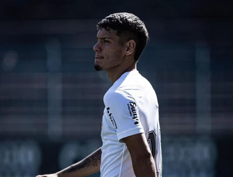 Quem é jogador do Corinthians que estava com jovem que morreu em SP