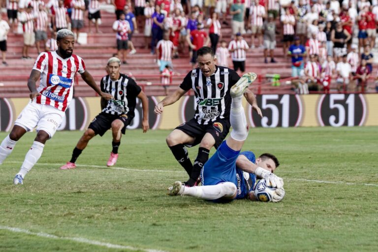 Botafogo-PB estreia com vitória na Copa do Nordeste vencendo o Náutico nos Aflitos, em Pernambuco