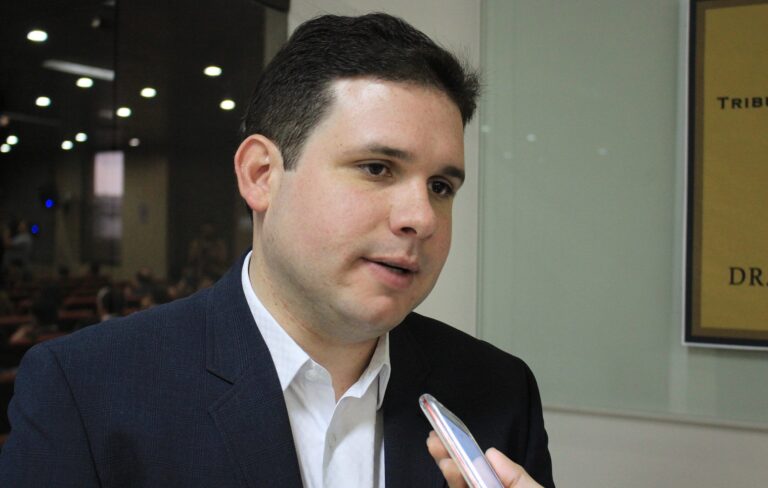 Republicanos vai “lutar até o fim” por filiação e candidatura de Romero Rodrigues a prefeito de Campina Grande