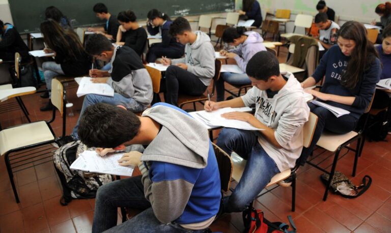 Pé-de-Meia: estudantes já podem saber se foram contemplados