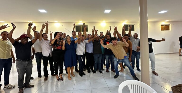 Prefeito Ari reúne grupo político para definir estratégias partidárias rumo as eleições 2024