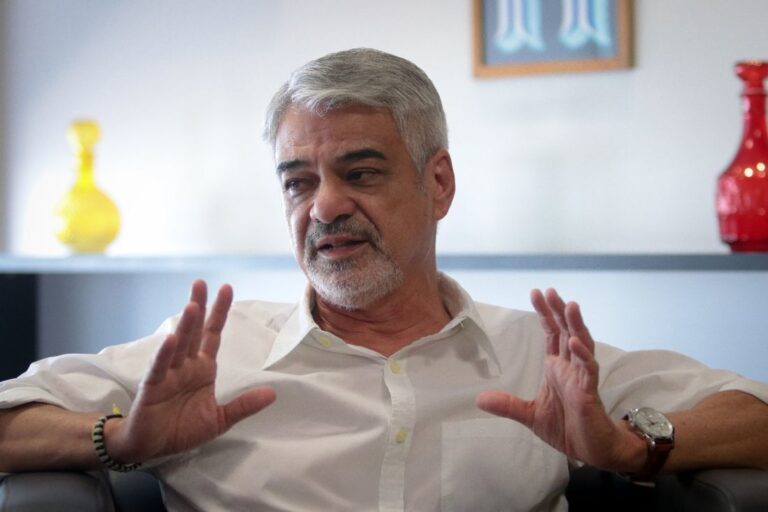 Senador Humberto Costa alega que “forças externas” querem derrubar candidatura do PT, em João Pessoa