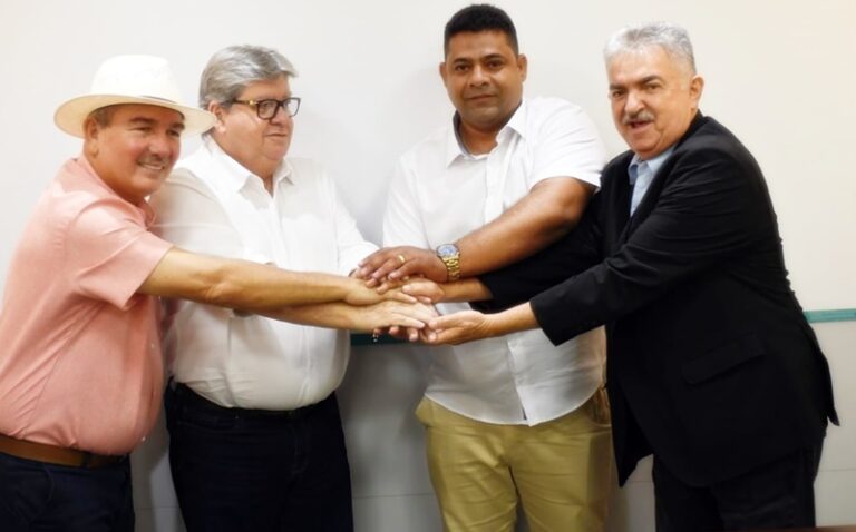 Governador João Azevedo declara apoio a Nego dos Transportes como pré-candidato a prefeito de Ingá