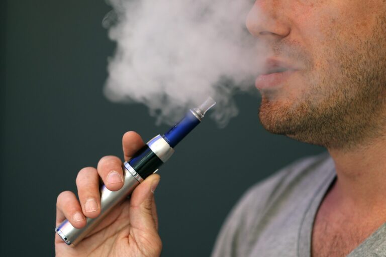 Anvisa tem maioria para manter proibida venda de cigarro eletrônico no Brasil