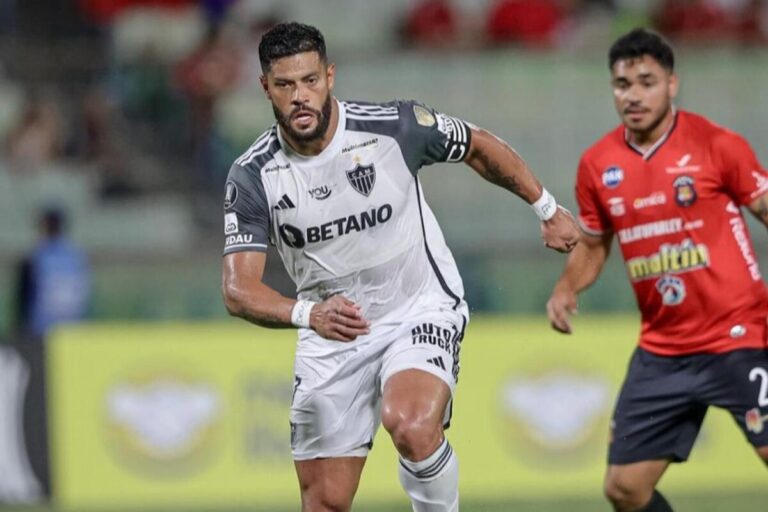 Paraibano Hulk doa R$ 100 mil a atingidos pelas chuvas no Rio Grande do Sul