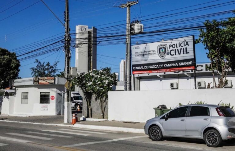 Polícia Militar prende uma mãe com filha de 14 anos em quarto de motel com três homens