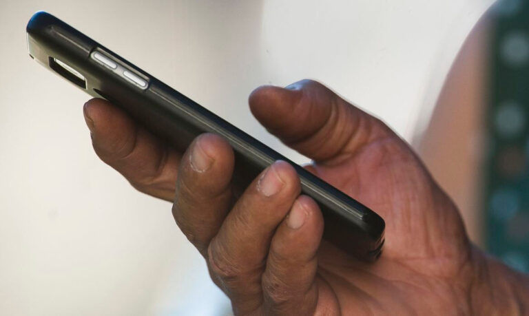 Homem é preso acusado de vender pornografia infantil em grupos de redes sociais, na Paraíba