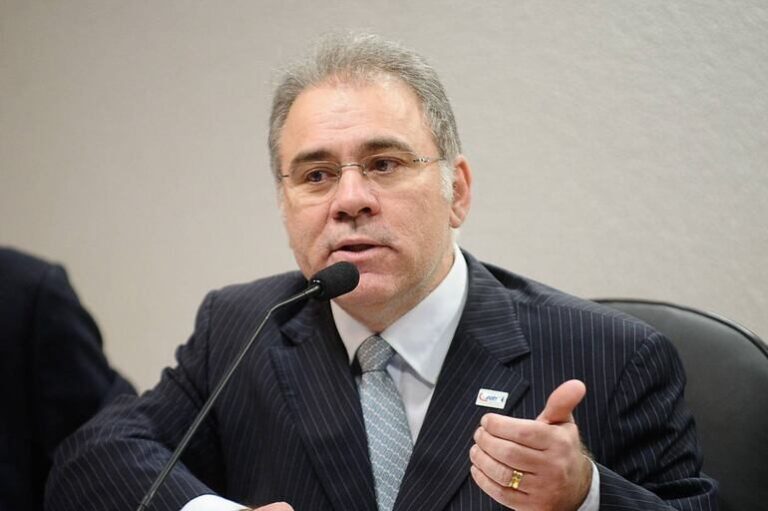 PL vai tentar reaver R$ 375 mil repassados a candidatas que abandonaram Queiroga para apoiar Cícero Lucena