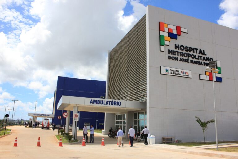 Concurso da PB Saúde, com 4 mil vagas e salários até R$ 12 mil, tem edital publicado; inscrições começam hoje