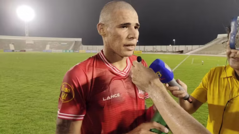 Cria do X1, “Doido de Mandacaru” estreia no futebol profissional marcando golaço no Paraibano