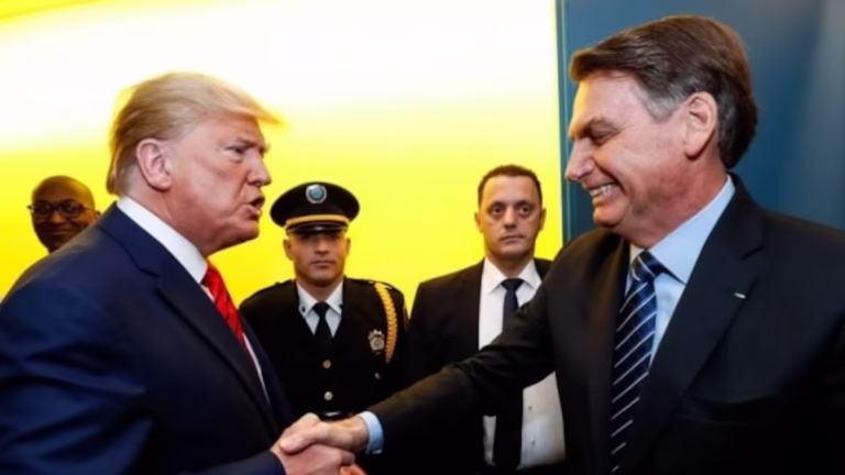 Defesa de Bolsonaro diz a Moraes que convite por email para posse de Trump é verdadeiro
