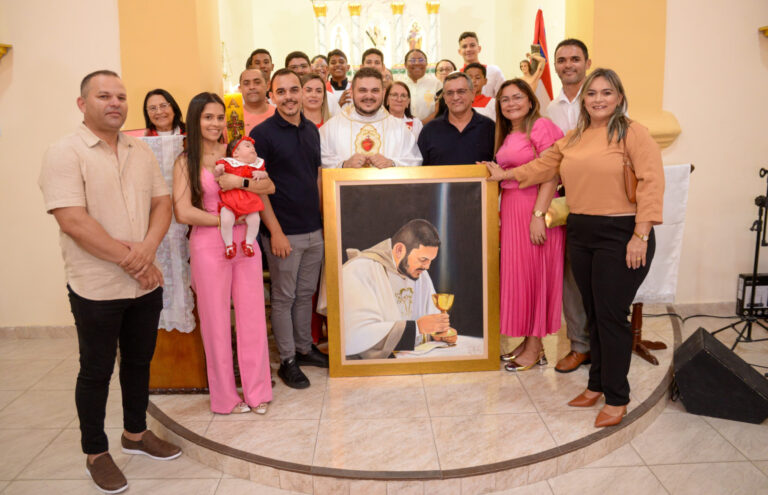 Padre Mário Silva retorna a Riachão do Bacamarte e é homenageado durante missa de 31 anos da cidade