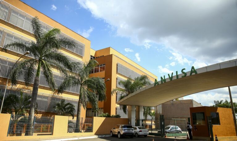 Anvisa suspende vendas de azeite, molho e polpa de fruta; confira lotes e marcas