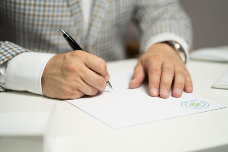Sine-PB oferta mais de 860 vagas de emprego em 13 municípios a partir desta segunda-feira