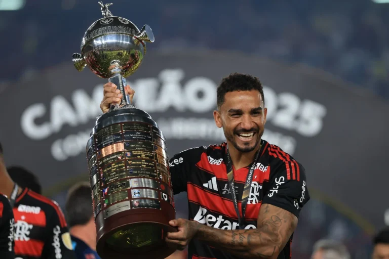 Flamengo se torna o quarto maior campeão da história da Libertadores