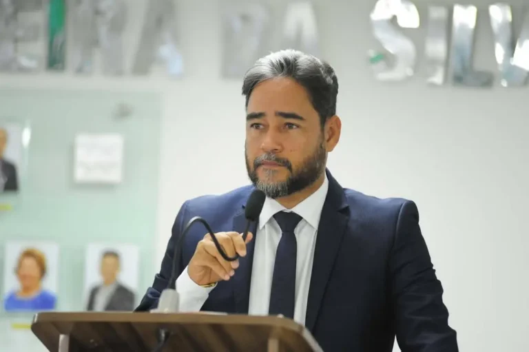 Morre Adriano Martins, presidente da Câmara de Bayeux, aos 45 anos