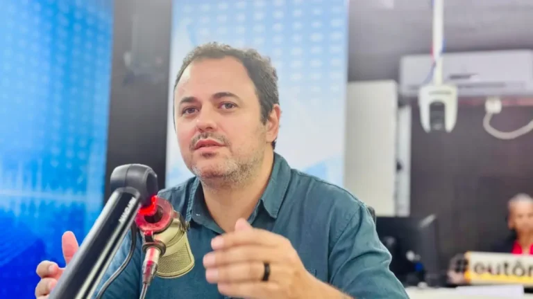 Câmara dos Deputados: Glauber Braga é suspenso por seis meses