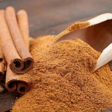 Lei da atração: aprenda a soprar canela para atrair dinheiro no dia 1º