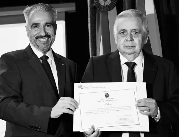 Emocionado, deputado Tanilson Soares se despede do pai Edmilson: “meu grande herói”