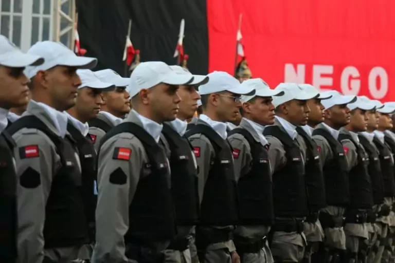 Lei reajusta salários de forças de segurança e servidores de apoio na Paraíba