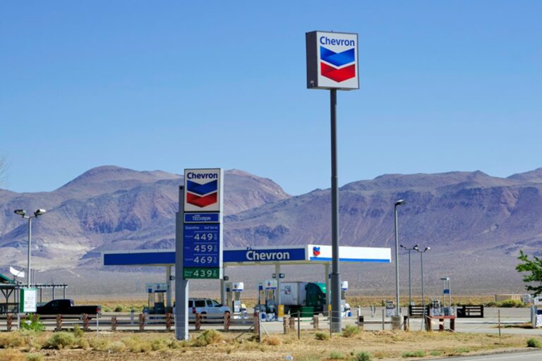 Ações de petrolíferas dos EUA disparam após intervenção na Venezuela