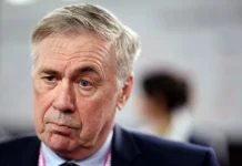 Ancelotti vai ao Bernabéu em jogo do Real marcado por vaias a Vini Jr.