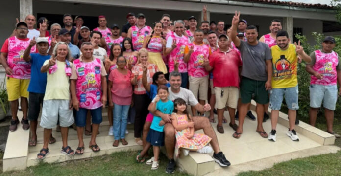 68379B12-1F45-415B-9972-D966F472E178