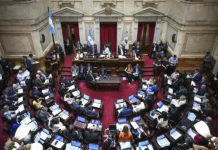 Argentina: Milei quer reforma trabalhista aprovada em uma semana