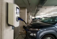 Governador sanciona lei para garantir recarga de carro elétrico em garagens residenciais e comerciais na Paraíba