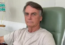 Após melhora, Bolsonaro é transferido de UTI para quarto