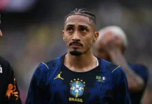 Barcelona estipula prazo de recuperação para lesão de Raphinha; veja