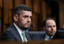 Rodrigo Bacellar vai para presídio federal após ser alvo de ação da PF