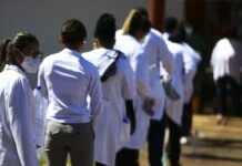 Edital abre 52 vagas para médicos especialistas na Paraíba; saiba como se inscrever
