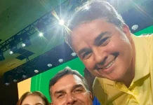 Efraim prestigia convenção nacional ao lado de Flávio Bolsonaro e lideranças