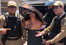 Acusado de homicídios se disfarça com peruca e roupas de mulher, mas é preso em Mulungu