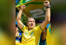 Efraim Filho critica uso da camisa da seleção brasileira por apoiadores de Lula: “Não têm os nossos princípios”